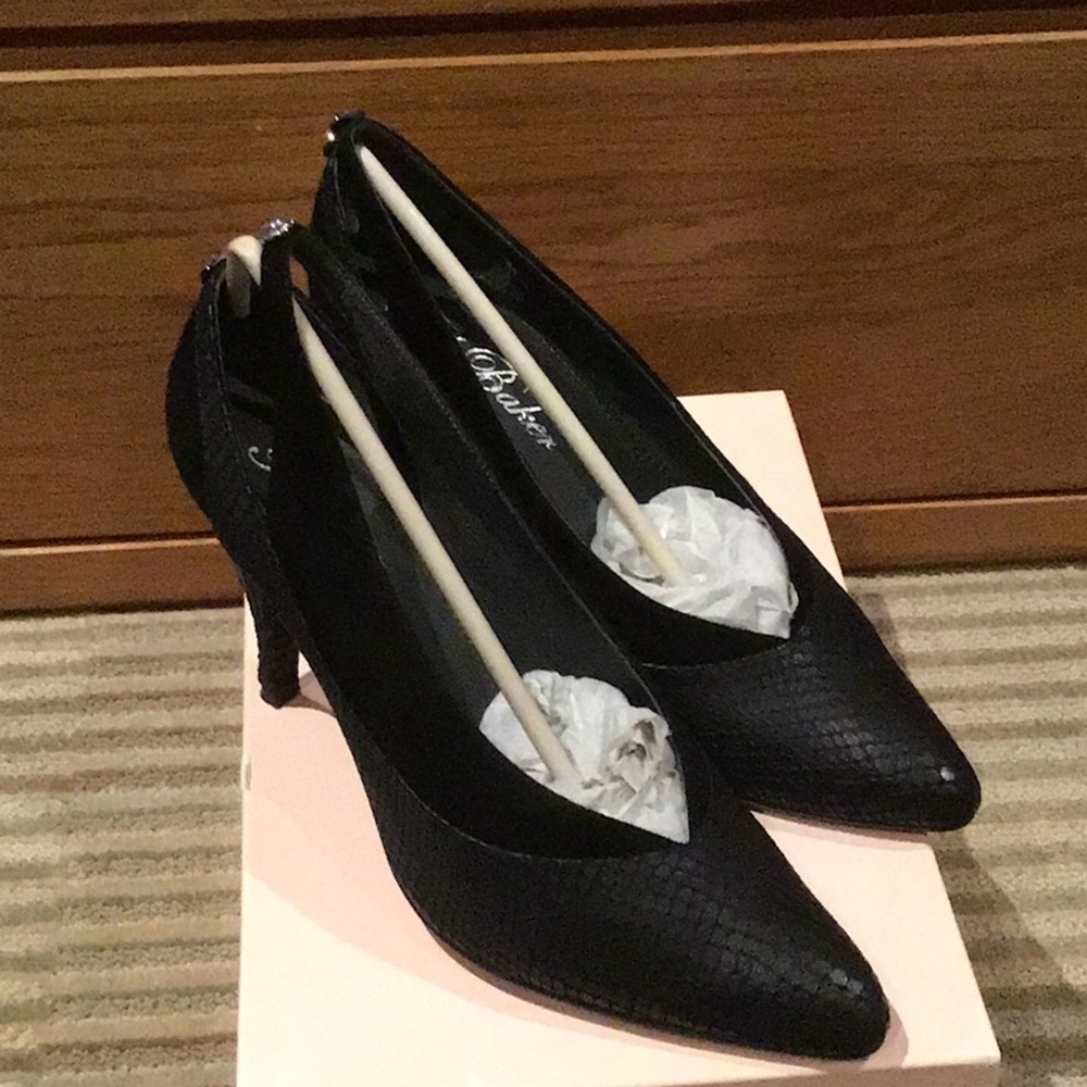 Ted Baker London Pumps